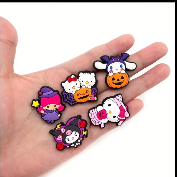 🆕 20pcs Hello Kitty Halloween Shoe Charms Set Anime Decorations For Crocs - Picture 6 of 12